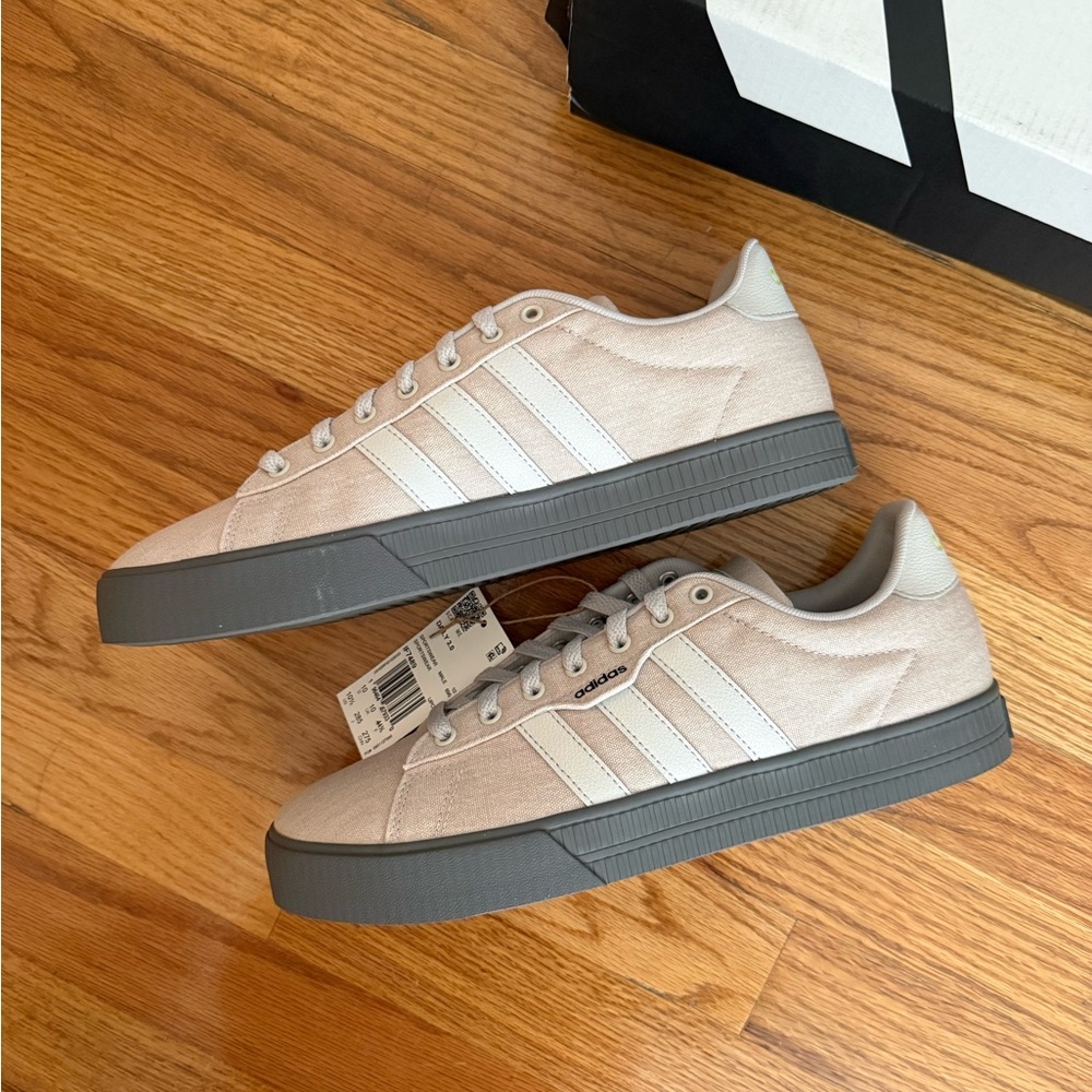 NWT Men’s Adidas 3.0 Sneakers Grey - Picture 3 of 5